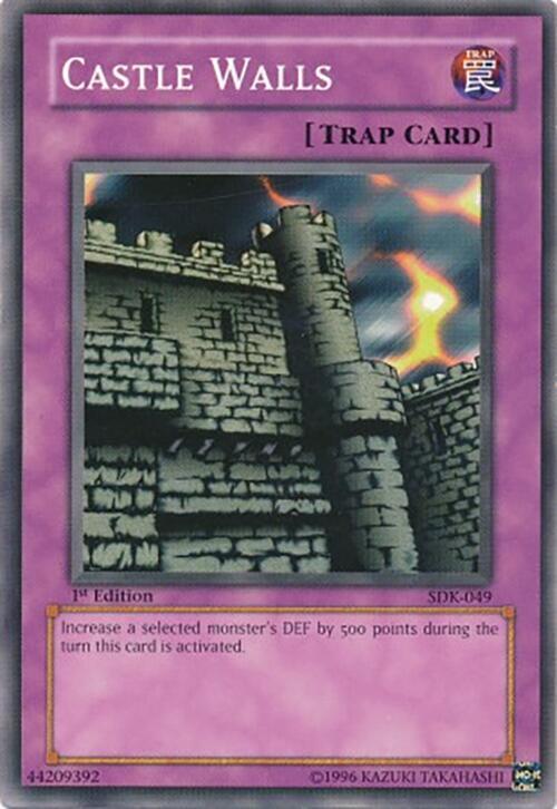 Castle Walls SDK-049 card from Starter Deck: Kaiba