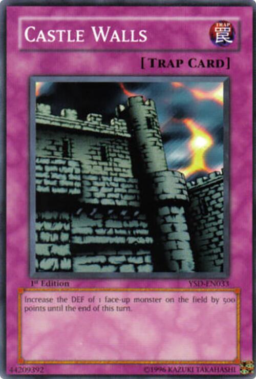 Castle Walls YSD-EN033 card from Starter Deck 2006