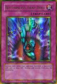 Bottomless Trap Hole GLD2-EN045 card from Gold Series 2009