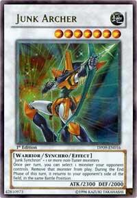 Junk Archer DP09-EN016 card from Duelist Pack 9: Yusei 2