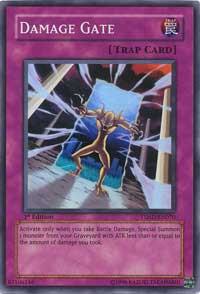 Damage Gate TSHD-EN070 card from The Shining Darkness