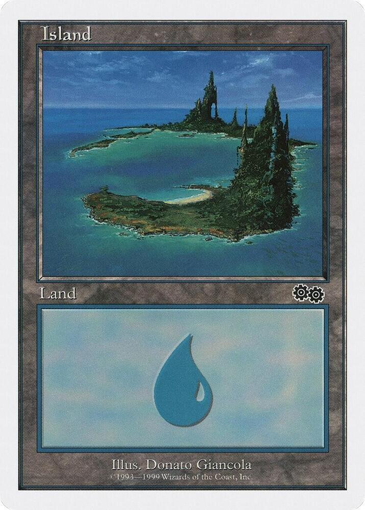 Island (110) card from Battle Royale Box Set