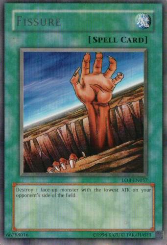 Fissure LOB-EN057 card from Legend of Blue Eyes White Dragon (Worldwide English)