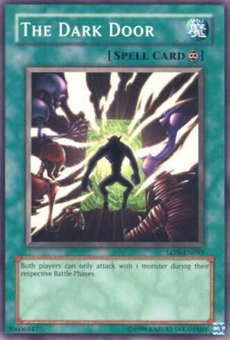 The Dark Door LON-EN093 card from Labyrinth of Nightmare (Worldwide English)