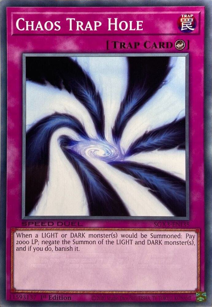 Chaos Trap Hole SGX3-ENI35 card from Speed Duel GX: Duelists of Shadows