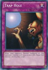 Trap Hole YS12-EN032 card from Starter Deck: Xyz Symphony