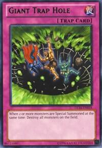 Giant Trap Hole (Green) DL16-EN018 card from Duelist League Promo