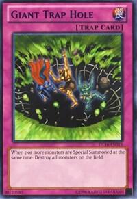Giant Trap Hole (Purple) DL16-EN017 card from Duelist League Promo