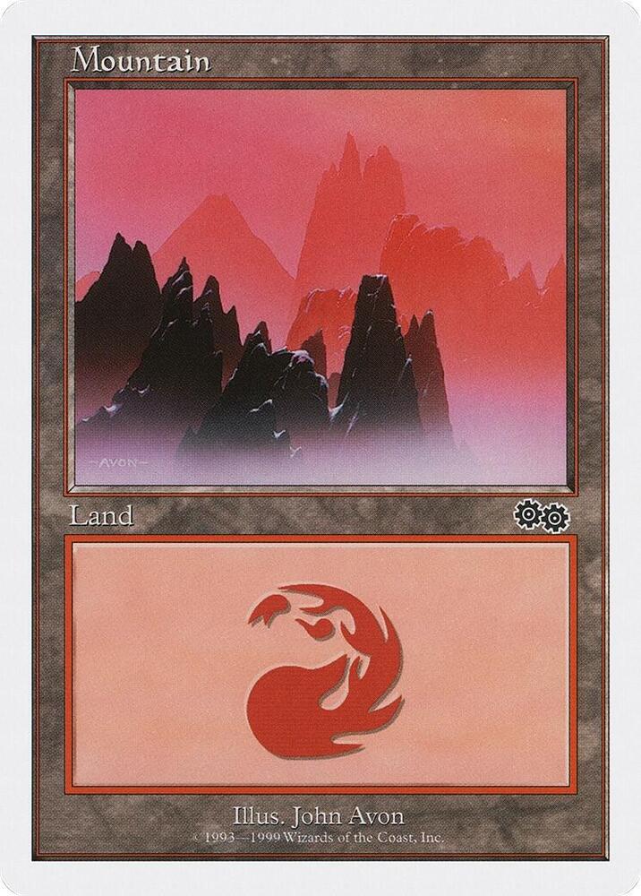Mountain (121) card from Battle Royale Box Set